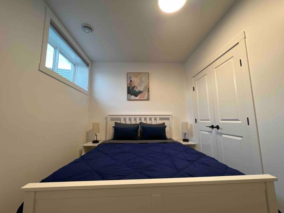 Newly Built 2 Bedroom Suite With Free Parking - Close To Banff National Park, YYC Esterno foto